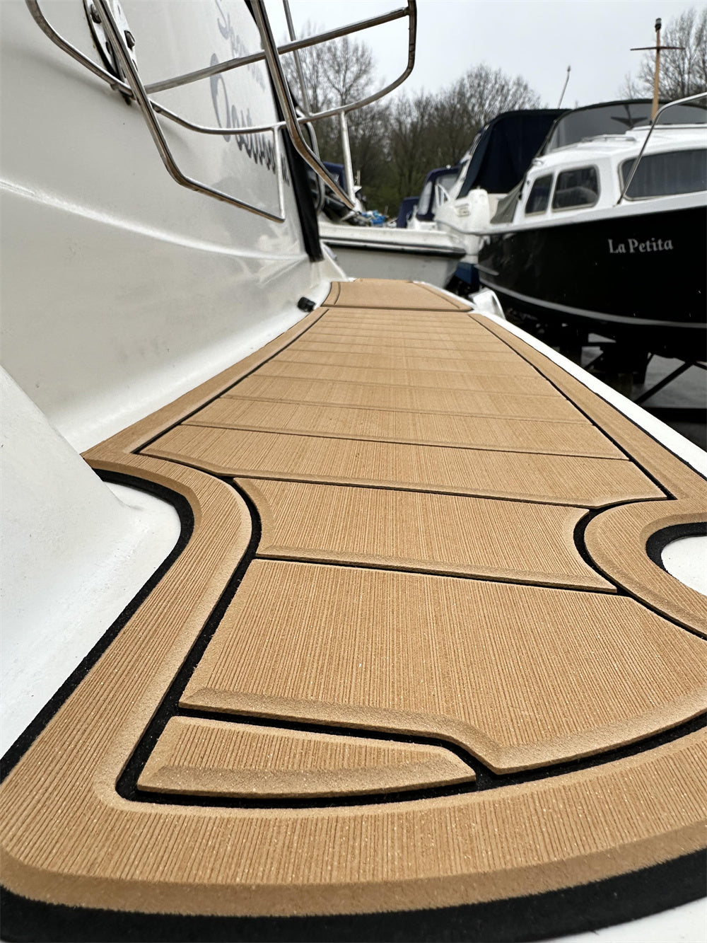 EVA Boat Flooring Kit for 1995 Bayliner 2355 – Cabin Cruiser Marine Flooring & Non Slip Deck Upgrade for Boat Restoration and Legacy Weekender Boats - Hxbyx